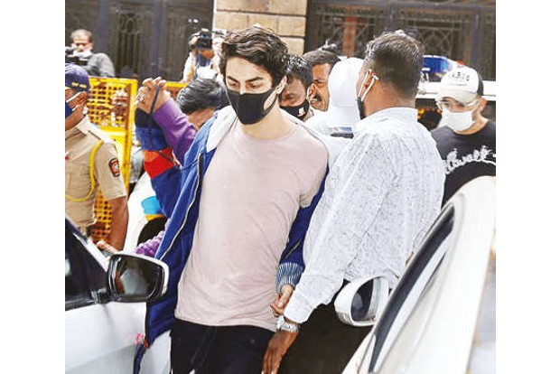 NCB ‘witness’ claims Rs 25 crore sought to let off Aryan Khan