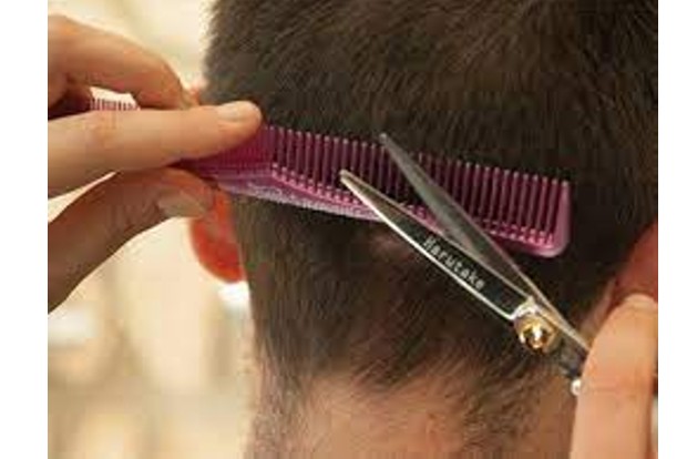 BBarber denies haircut to Dalit, booked in Salem BBarber denies haircut to Dalit, booked in Salem