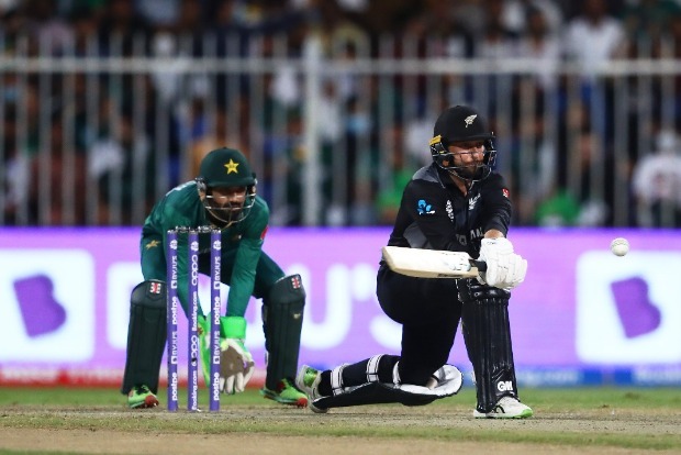 T20 World Cup: Raufs four-fer helps Pakistan restrict New Zealand to 134/8