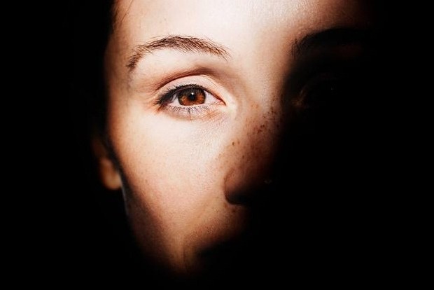 Effective measures to manage digital eye strain