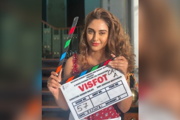 Krystle DSouza joins explosive star cast of Visfot Krystle DSouza joins explosive star cast of Visfot