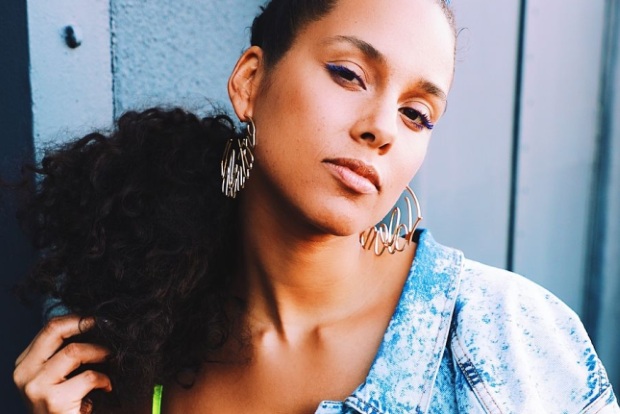 Alicia Keys to release Girl on Fire graphic novel