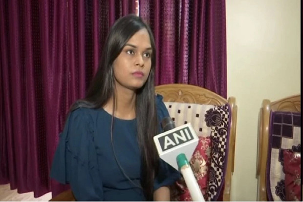 Patna artist paints her nails to raise awareness on COVID-19