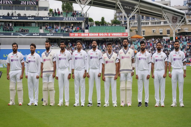 Indian team wears black-armbands in memory of Vasu Paranjpe Indian team wears black-armbands in memory of Vasu Paranjpe