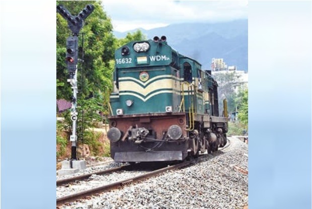 Speed trial run with engine held on 17 km of new Andipatti-Theni BG line