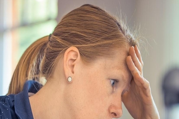 How to manage a migraine while working from home