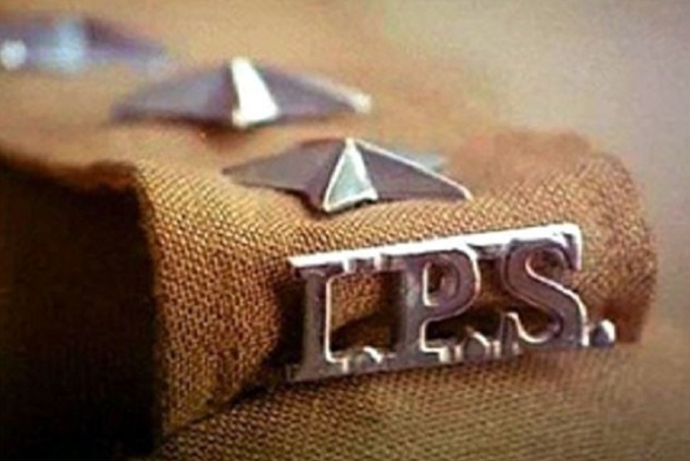 Constable threatens inspector at gunpoint, sent on 3-day leave