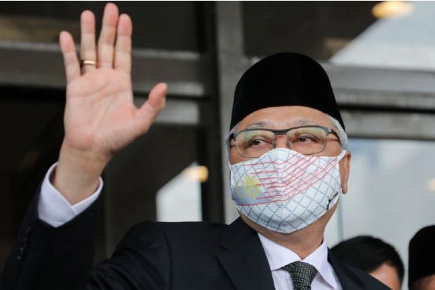 Malaysia PM wins Opposition support as Parliament resumes