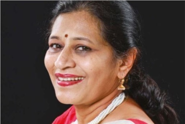 Sexagenarian starts a club to help women stay grateful