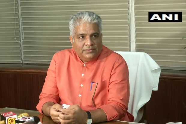 Environment Ministry not an obstacle but solution provider: Yadav