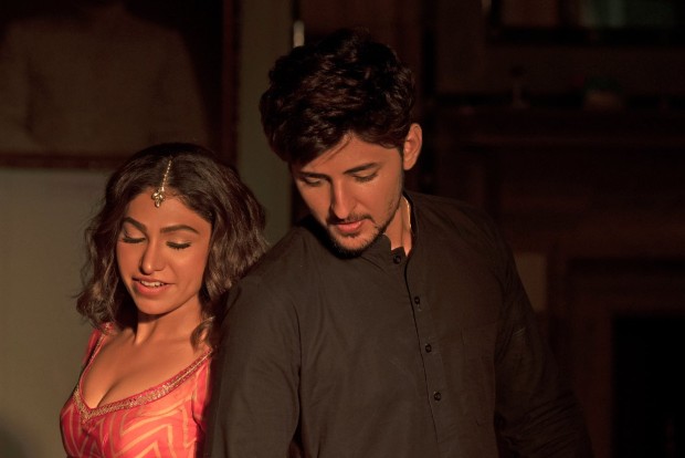 Tulsi Kumar, Darshan Raval collaborate for new wedding song Tera Naam