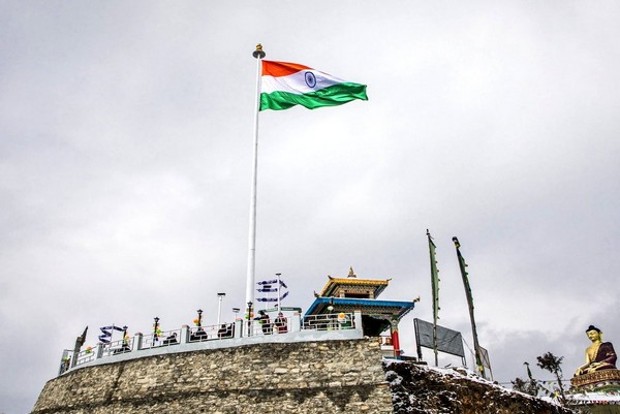 Arunachal Pradesh CM hoists 104 ft tall national flag at Tawang, second highest in India