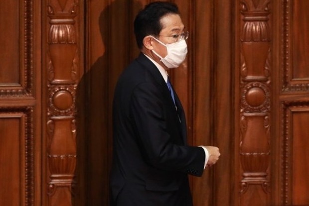 Japanese PM, new US envoy meet for 1st time Japanese PM, new US envoy meet for 1st time