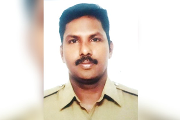 Head constable touched by DGP’s gesture at grievance meet, post viral