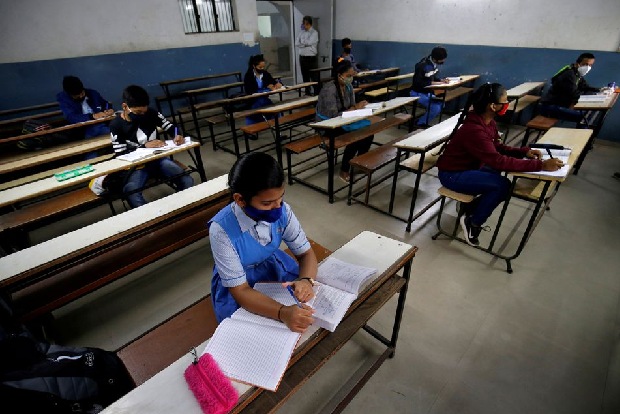 CBSE to conduct term-2 exams for Class 10 and 12 from April 26