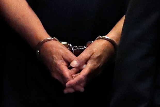 3 held for shooting at man over affair 3 held for shooting at man over affair