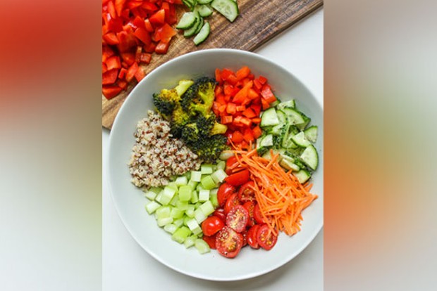 Changing diet could add up to a decade of life expectancy, says study