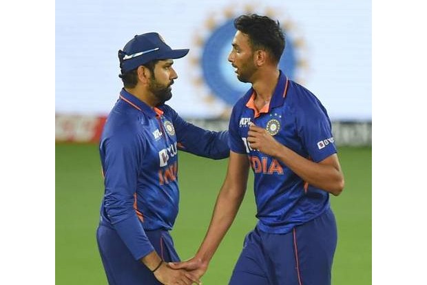 Prasidh flattered by Rohit’s praise
