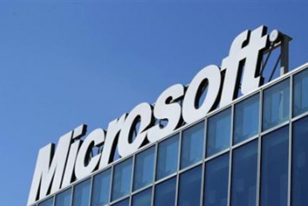 Microsoft to bring LinkedIn profiles to Team chats