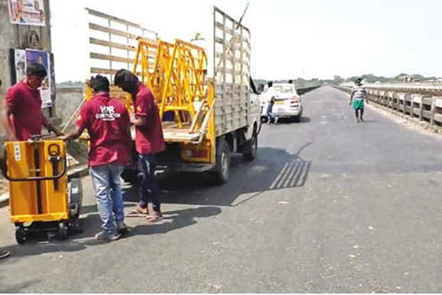 2nd Palar bridge also damaged, traffic diversion causes chaos on GST road