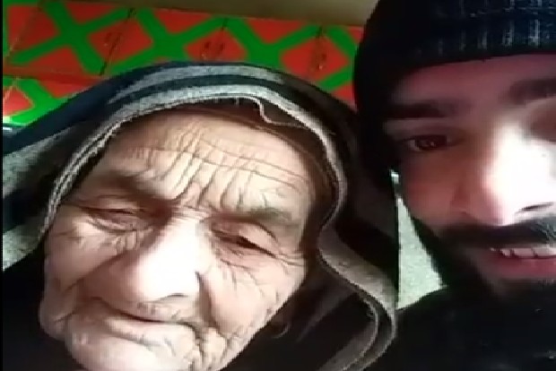 Watch: English-speaking grandma from Kashmir takes internet by storm Watch: English-speaking grandma from Kashmir takes internet by storm