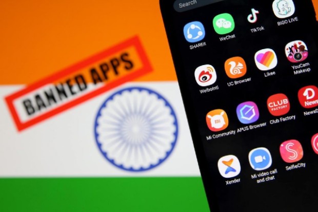 Google, Apple pull down Chinese apps banned in India from app stores