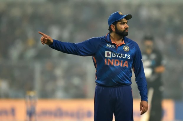 Experiment is over-rated, need to give juniors security: Rohit