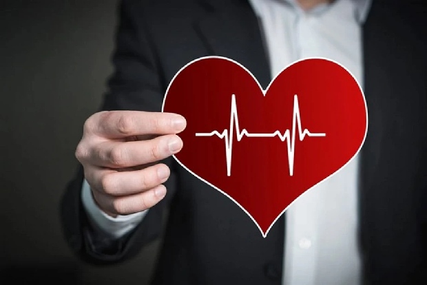 Heart attack survivors less likely to develop Parkinsons disease, says study Heart attack survivors less likely to develop Parkinsons disease, says study