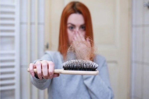 Majority of postmenopausal women experience female pattern hair loss: Study