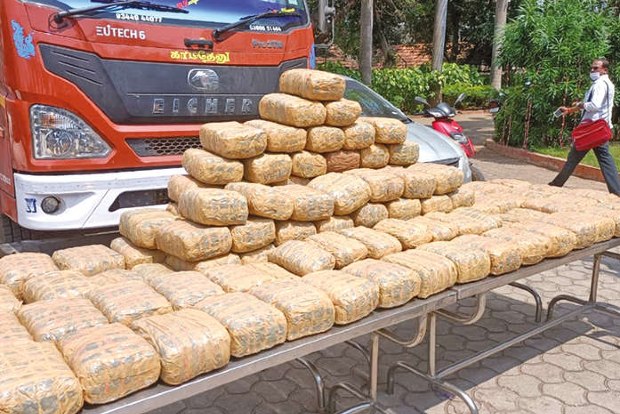 Thanjavur cops foil bid to smuggle ganja worth Rs 2 crore to Sri Lanka, 14 held
