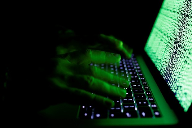 8 accounts, 82 lakhs and customer support: an online fraud in Jharkhand 8 accounts, 82 lakhs and customer support: an online fraud in Jharkhand