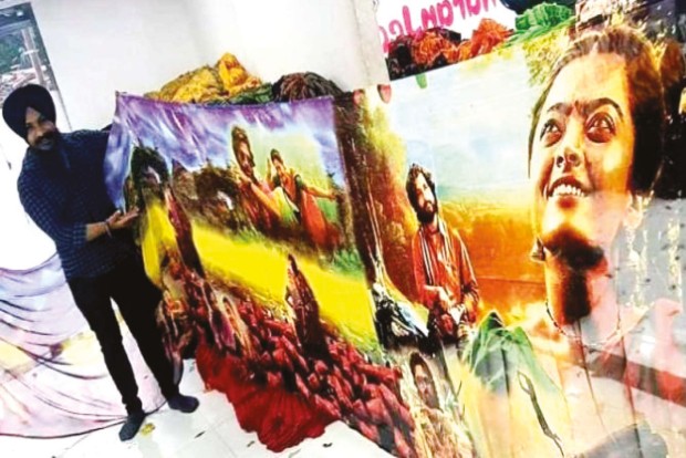 Gujarat man creates sarees themed around Pushpa