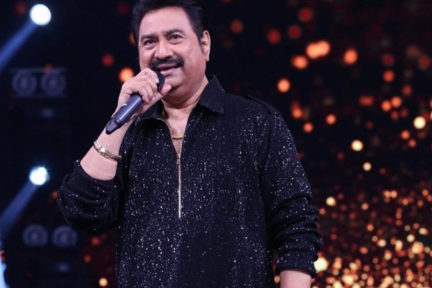 ‘Bappi Da was the most joyful person’, says Kumar Sanu