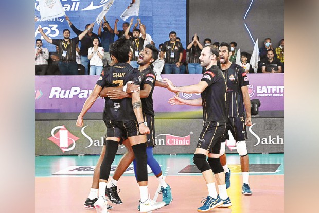 Ahmedabad enters Prime Volleyball semis