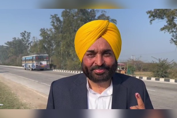 Polling across 117 assembly seats in Punjab begins