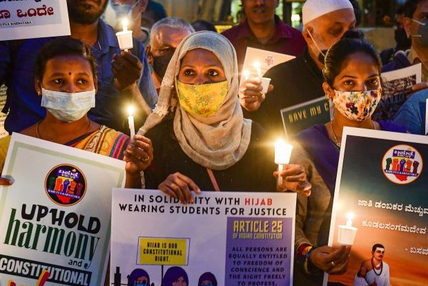 Right to wear hijab does not fall under Article 25 of Constitution: Karnataka govt in HC