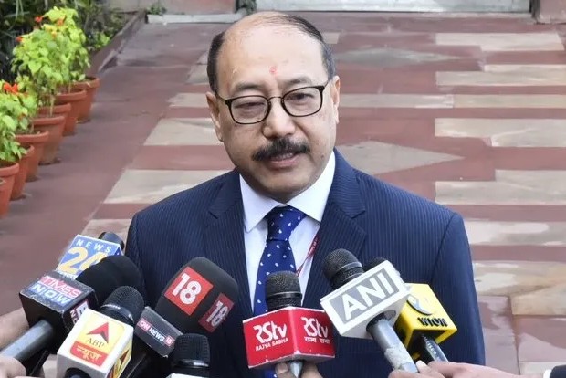 IAF ready to airlift stranded Indians from Ukraine: MEA IAF ready to airlift stranded Indians from Ukraine: MEA