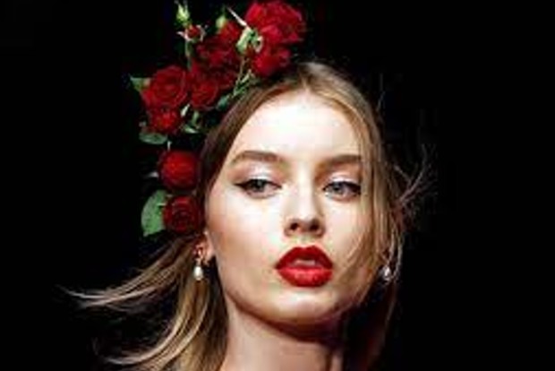 A Fashionable Metaverse Experience