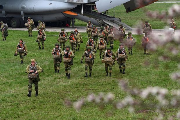 Ukraine demands immediate cease-fire and withdrawal of Russian troops as talks end