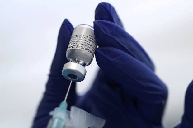 Boosters raise vax effectiveness against Omicron by 88 percent: UK studies