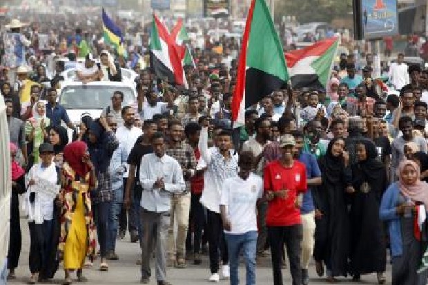 Mass protests demanding civilian rule begin in Sudan