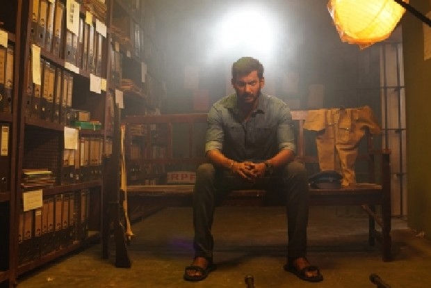 Vishals Veerame Vaagai Soodum eyes Pongal release