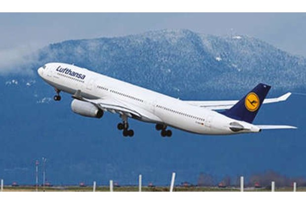 Hydrogen-electric jets, restructuring on anvil