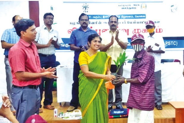 ICAR-SBI supplies nutrition garden kits among tribals in Anamalai Tiger Reserve