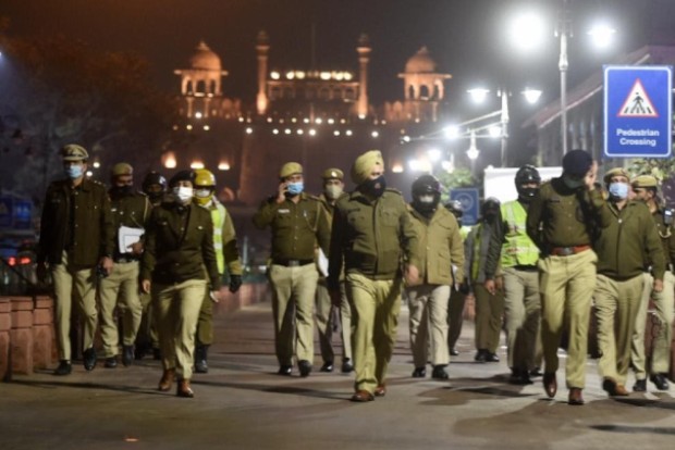 All you need to know about weekend curfew that will kick-in in Delhi from tonight