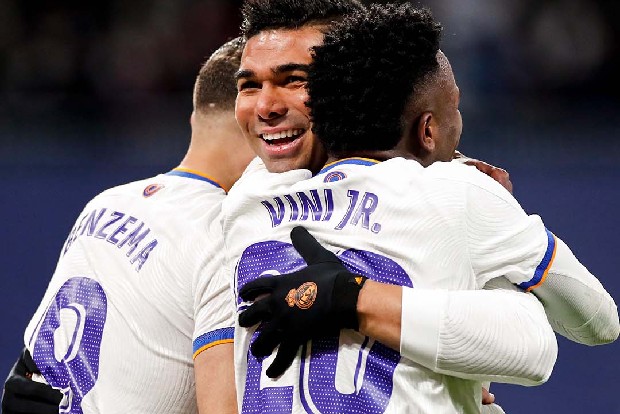 Real Madrid cruise to win, Barca held in Granada