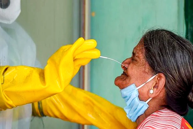 Tamil Nadu logs 12,895 fresh Covid cases, 12 deaths in 24 hours