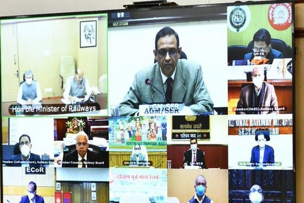 Ashwini Vaishnaw reviews Covid preparedness in all railway zones, divisions
