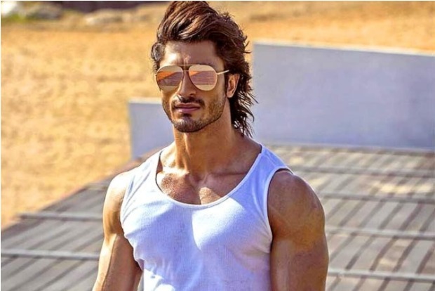 Vidyut Jammwal kickstarts shoot of his debut production IB 71