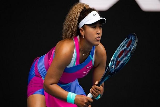 Defending champion Naomi Osaka rolls past into 2nd round, Sakkari outlasts Maria